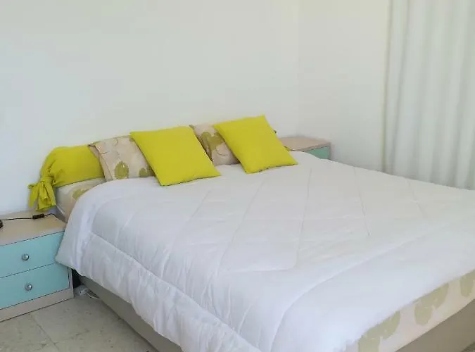 Sevi's Place, 3 Bedroom Flat, 110 S.m Daire Larnaca