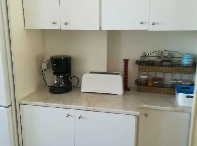 Sevi's Place, 3 Bedroom Flat, 110 S.m *