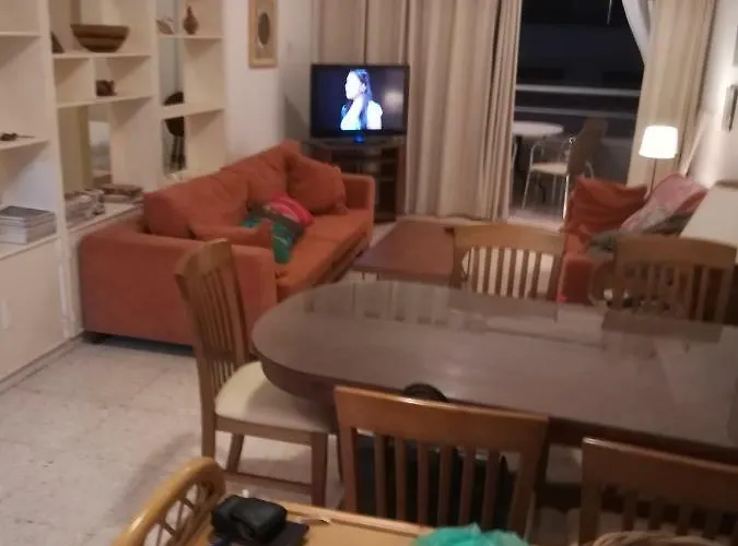 Sevi's Place, 3 Bedroom Flat, 110 S.m *